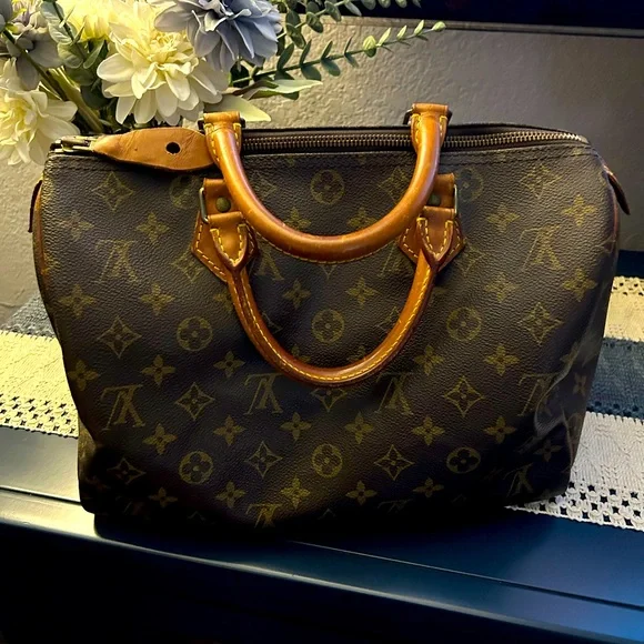 LV Speedy 30 - Picture 1 of 8